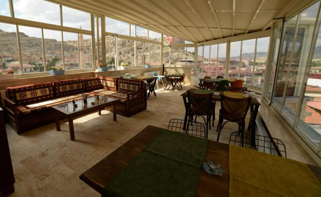 La Perla Cave Cappadocia Bed & Breakfast Urgup Exterior photo